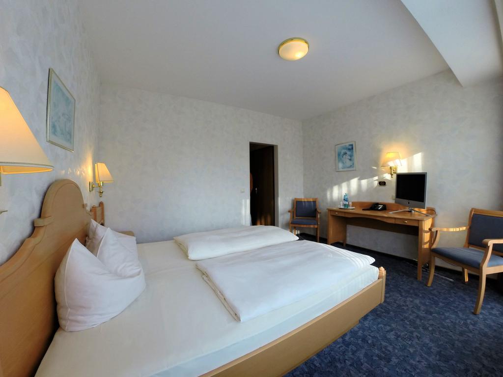Frommanns Landhotel ブーフホルツ・イン・デア・ノートハイデ 部屋 写真