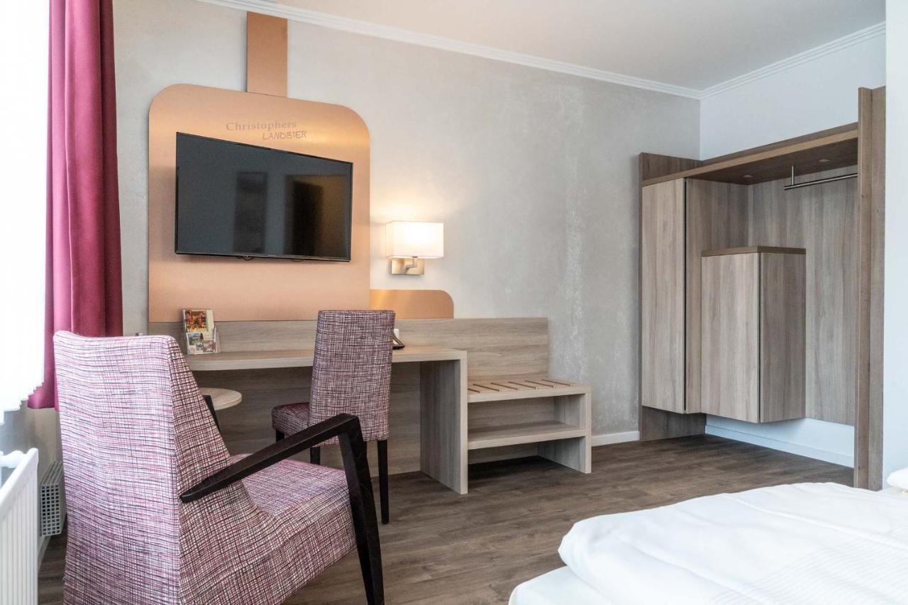 Frommanns Landhotel ブーフホルツ・イン・デア・ノートハイデ エクステリア 写真